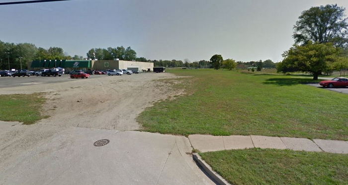 Bushs Motel - 2018 Empty Lot (newer photo)